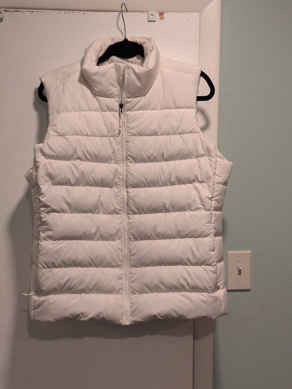 Women's North Face White Quilted Puffer Vest with Stand Collar